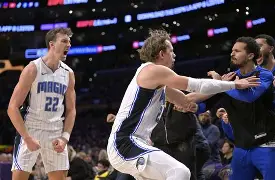 365bet官网_凯尔特人NBA战胜迈阿密热火塔图姆末节爆发