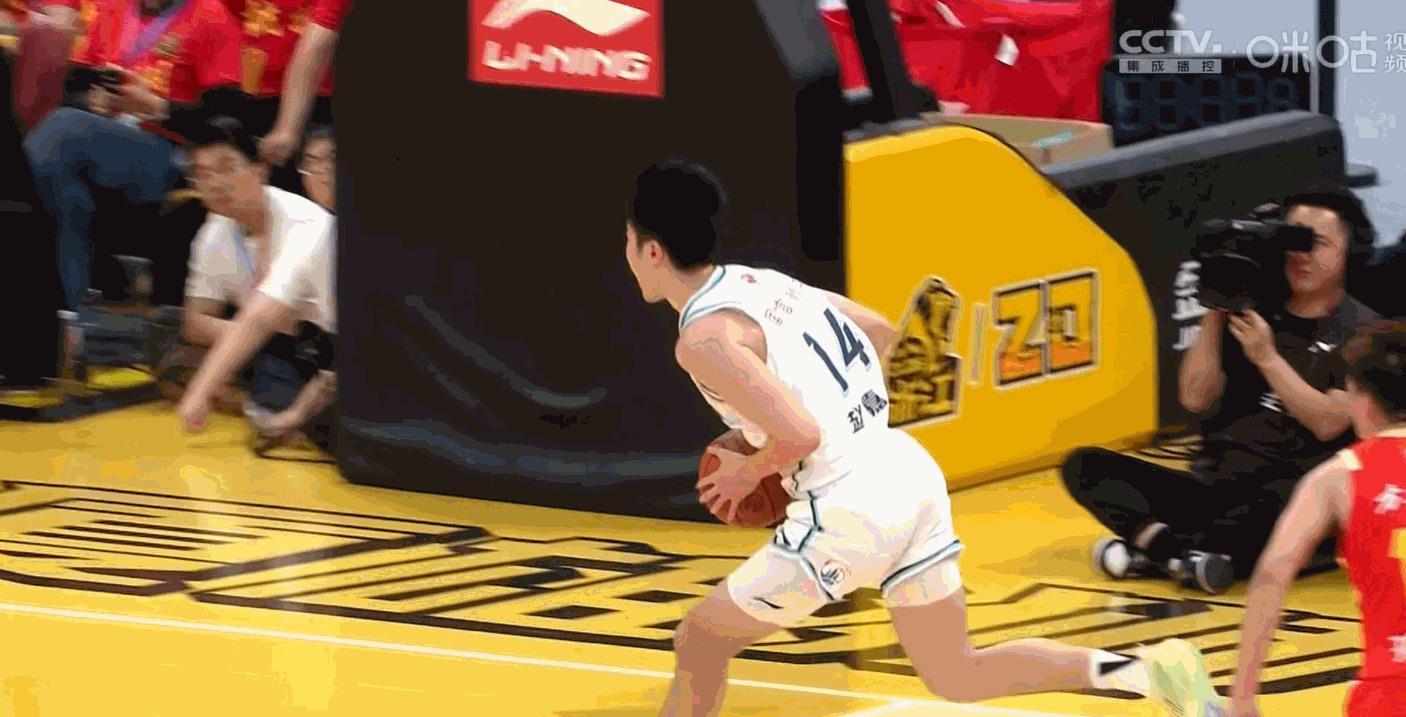 cba胡金秋简历 cba胡金秋简历